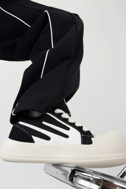 American-Style Mickey Mouse Head Canvas Sneakers - Unisex Sports Loafers with Milk-Flavored Sole and Raised Toe