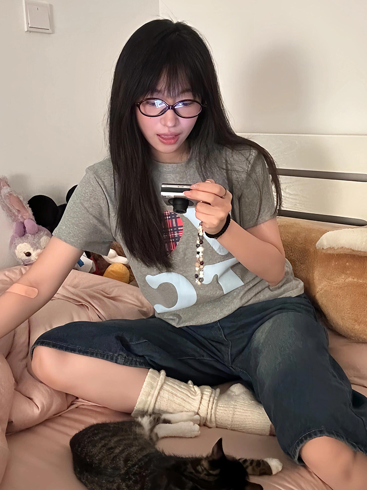 American Style Oversized Short Sleeve Women's Summer Heart Letter Print Loose Round Neck T-Shirt | High Street Fashion American Style Oversized Short Sleeve Women's Summer Heart Letter Print Loose Round Neck T-Shirt | High Street Fashion