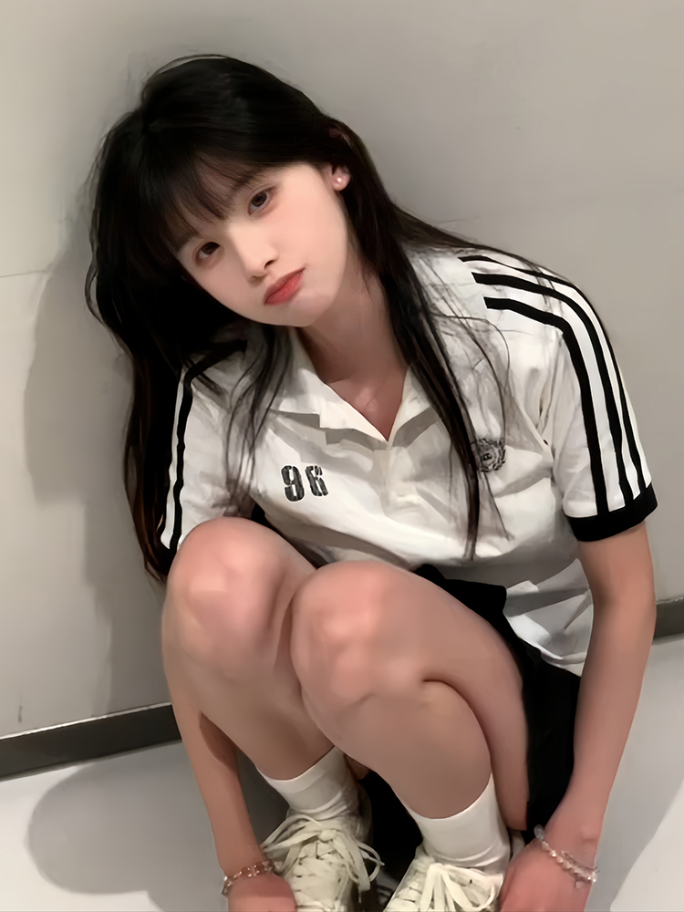 American-Style Shoulder Flip Collar Short Sleeve T-Shirt for Women - Casual College Style Polo Top for Spring & Summer American-Style Shoulder Flip Collar Short Sleeve T-Shirt for Women - Casual College Style Polo Top for Spring & Summer