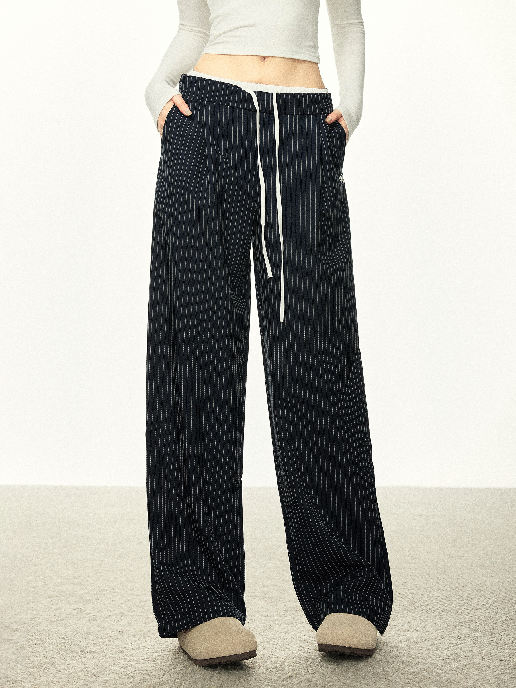 American-Style Striped Faux Two-Piece Suit Pants for Women - Loose Wide-Leg Casual Trousers for Spring and Autumn Fashion American-Style Striped Faux Two-Piece Suit Pants for Women - Loose Wide-Leg Casual Trousers for Spring and Autumn Fashion