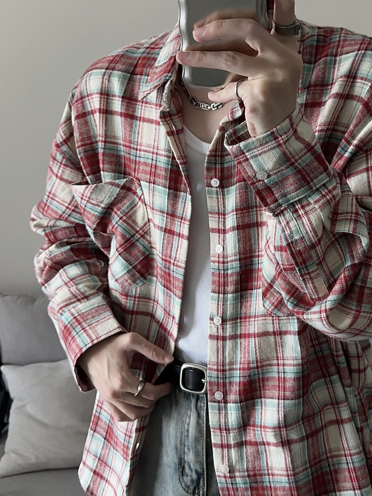 American Vintage Brushed Plaid Long Sleeve Shirt for Men & Women - Casual Loose Fit Unisex Jacket for Spring & Autumn Trends American Vintage Brushed Plaid Long Sleeve Shirt for Men & Women - Casual Loose Fit Unisex Jacket for Spring & Autumn Trends