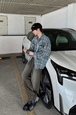 American Vintage Brushed Plaid Long Sleeve Shirt for Men & Women - Casual Loose Fit Unisex Jacket for Spring & Autumn Trends