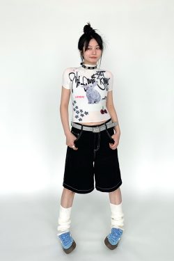 Anime-Style Black Loose Straight Low-Waist Five-Point Shorts for Casual Streetwear, Y2K Aesthetic