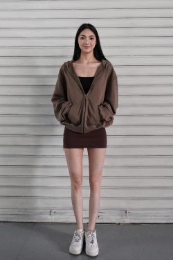 Anti-Exposure Bodycon Sports Short Skirt in Nude - Stylish and Functional Activewear for Modern Athletes