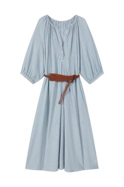 Apricot V-Neck Dress with Waist-Cinching Design, French Style Long Skirt for Beach Vacation, Slimming Effect, Summer Fashion