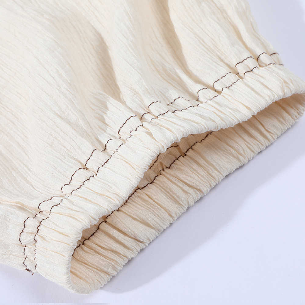 Apricot V-Neck Dress with Waist-Cinching Design, French Style Long Skirt for Beach Vacation, Slimming Effect, Summer Fashion Apricot V-Neck Dress with Waist-Cinching Design, French Style Long Skirt for Beach Vacation, Slimming Effect, Summer Fashion