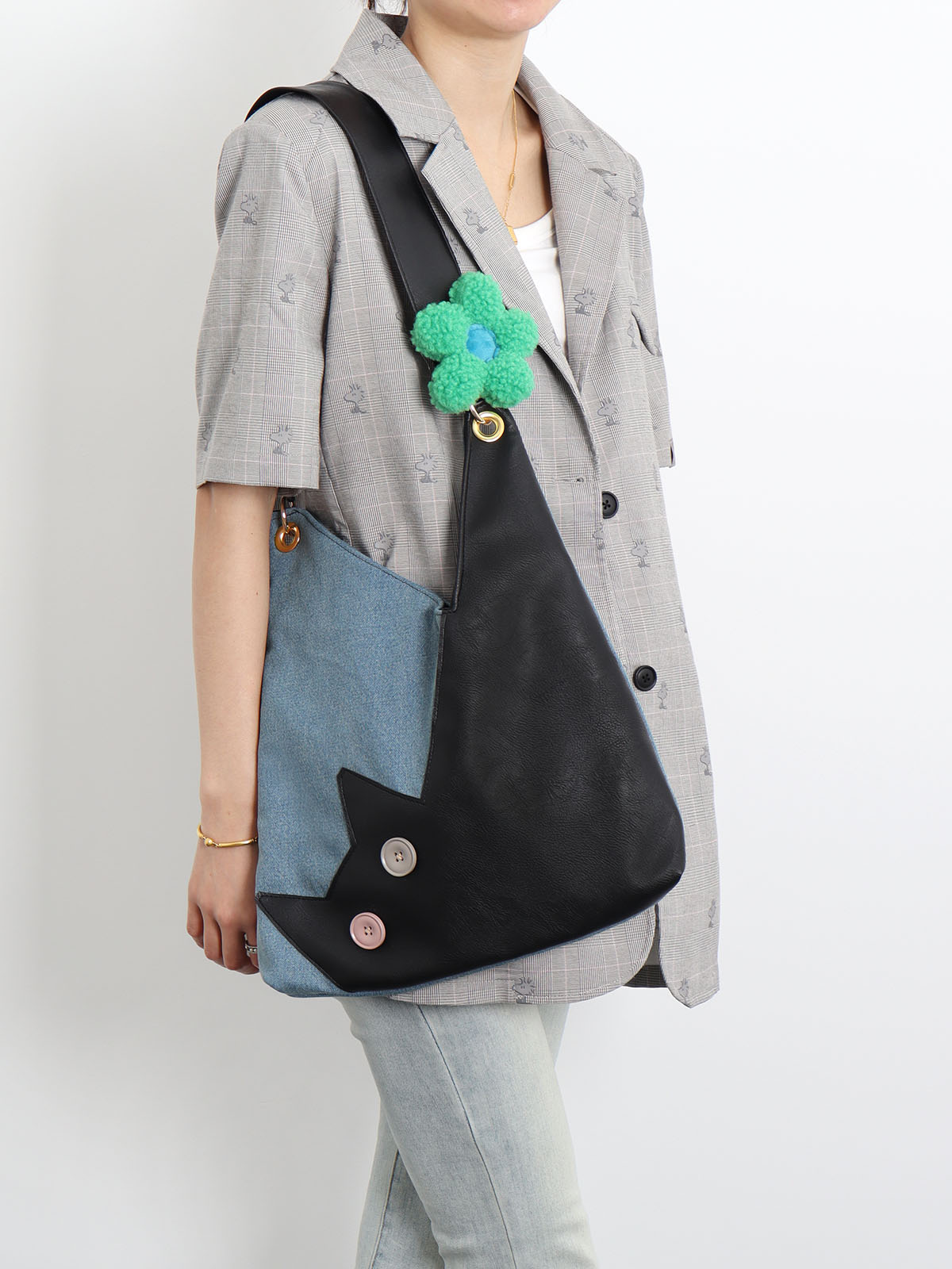 Artistic Color-Blocking Cat Plaid Denim Large-Capacity Shoulder Crossbody Bag - Cute Niche Style for Everyday Use Artistic Color-Blocking Cat Plaid Denim Large-Capacity Shoulder Crossbody Bag - Cute Niche Style for Everyday Use