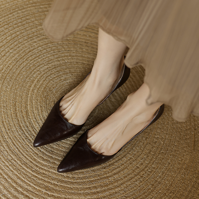 Artistic Retro Genuine Leather High Heels for Women - Pointed Toe, Shallow Mouth, Thin Commuting Shoes, French Style Artistic Retro Genuine Leather High Heels for Women - Pointed Toe, Shallow Mouth, Thin Commuting Shoes, French Style