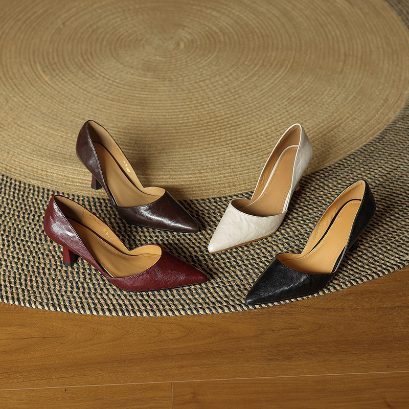 Artistic Retro Genuine Leather High Heels for Women - Pointed Toe, Shallow Mouth, Thin Commuting Shoes, French Style Artistic Retro Genuine Leather High Heels for Women - Pointed Toe, Shallow Mouth, Thin Commuting Shoes, French Style