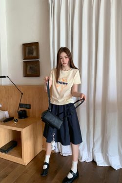 Artistic Towel Embroidery Printed Short Sleeve T-Shirt for Women - Summer Slim Fit Shoulder Top, Casual Chic Style