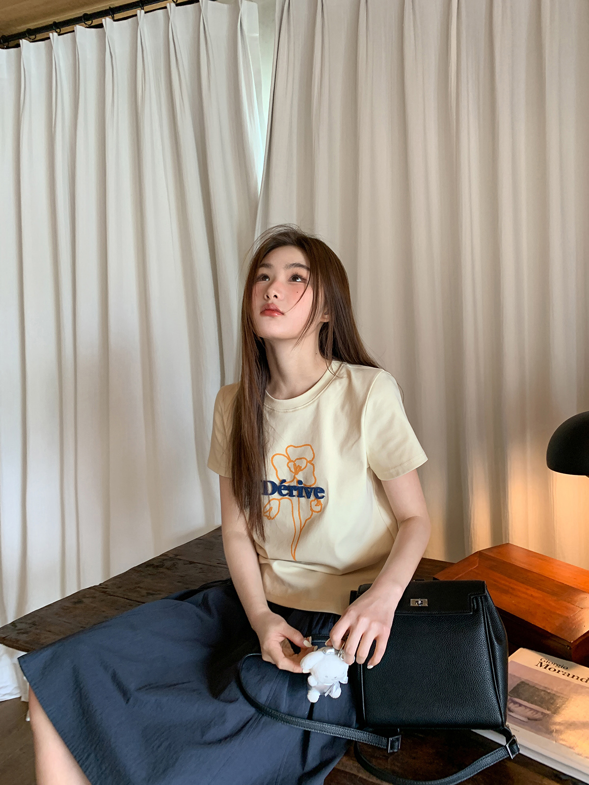 Artistic Towel Embroidery Printed Short Sleeve T-Shirt for Women - Summer Slim Fit Shoulder Top, Casual Chic Style Artistic Towel Embroidery Printed Short Sleeve T-Shirt for Women - Summer Slim Fit Shoulder Top, Casual Chic Style