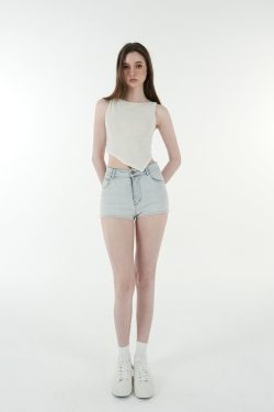 Asymmetrical Fitted Strap Knit Top with Micro透字领 - Trendy Y2K Style for Stylish Layering and Modern Looks