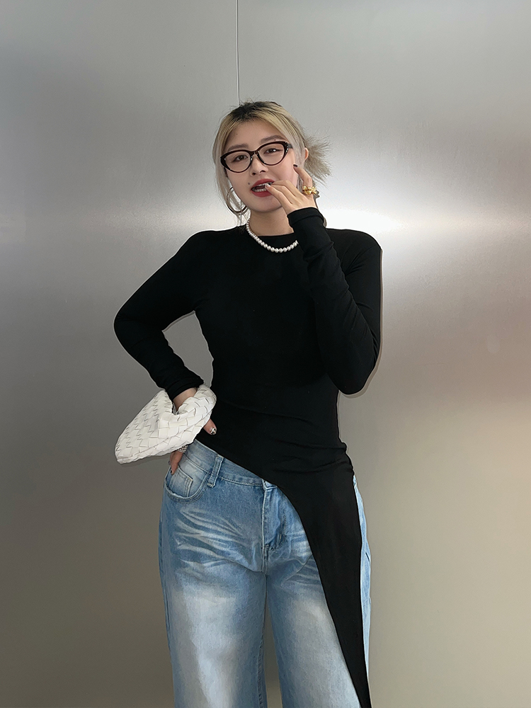 Asymmetrical Long Sleeve T-Shirt for Women - Minimalist Korean Style Slim Fit Top - Fashionable Spring 2025 Design Asymmetrical Long Sleeve T-Shirt for Women - Minimalist Korean Style Slim Fit Top - Fashionable Spring 2025 Design