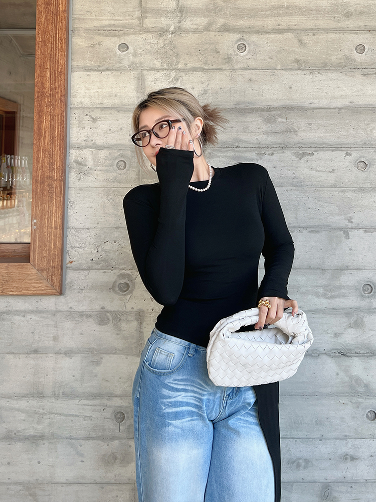 Asymmetrical Long Sleeve T-Shirt for Women - Minimalist Korean Style Slim Fit Top - Fashionable Spring 2025 Design Asymmetrical Long Sleeve T-Shirt for Women - Minimalist Korean Style Slim Fit Top - Fashionable Spring 2025 Design
