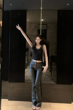 Autumn Slim Fit Knitted Camisole for Women - Flattering Small Fragrant Wind Design, Trendy Internet Celebrity Style