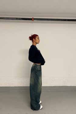 Baggy Skate Pants for Girls - Film-Style Yellow and Blue Wash Slimming Jeans, 90s Inspired Streetwear Fashion