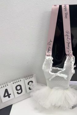 Ballet-Style Heart Phone Bag with Pearl Chain, Mesh Crossbody Tote for Girls - Cute and Chic Accessory