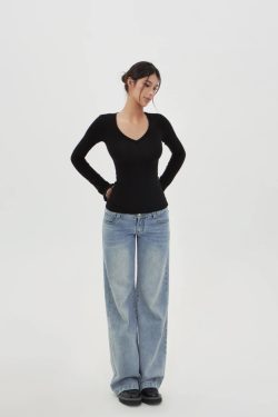 Basic Four-Color V-Neck Stretch Fitted Long Sleeve Top - Versatile Everyday Essential, Perfect for Layering and Casual Outfits