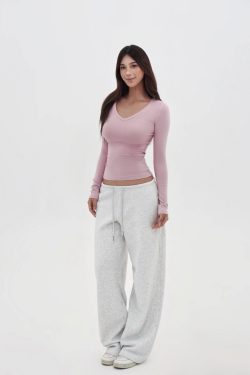 Basic Four-Color V-Neck Stretch Fitted Long Sleeve Top - Versatile Everyday Essential, Perfect for Layering and Casual Outfits