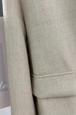 Beige French-Style Wind Coat for Women - High-End Short Top for Spring and Autumn, Exquisite Commuting Fashion 2025