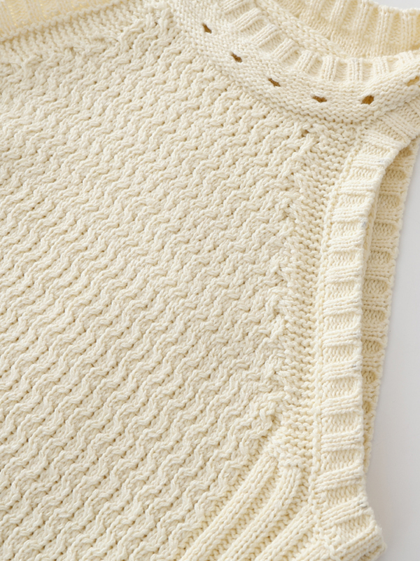 Beige Knitted Halter Top - Summer 2025 Fashion, Trendy Y2K Style for Women Beige Knitted Halter Top - Summer 2025 Fashion, Trendy Y2K Style for Women