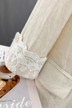 Beige Lace Patchwork Thin Blazer for Women - 2025 Summer Collection, Fashionable Mature Style Suit, Elegant Layering Piece