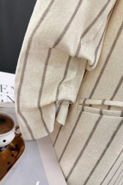 Beige Striped Three-Quarter Sleeve Blazer for Women - 2025 Summer Korean Style Commuter Fashion with High-End Feel