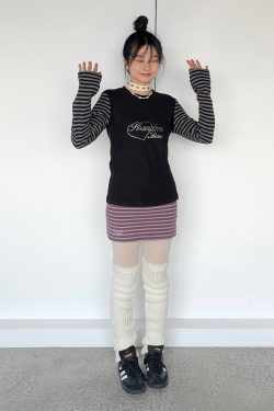 Black and Gray Color-Blocked Striped Casual Slim-Fit Knitted Long Sleeve Top Tee for Y2K and 90s Style Fashion
