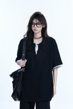Black and White Color-Block Short Sleeve T-Shirt for Women - Fake Two-Piece Design, Round Neck, Heavy Loose Fit, Summer Style