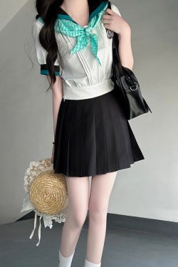 Black and White Plaid Women's Short Sleeve Sailor Suit - Summer JK Uniform with Navy Collar, Pudding Bear Inspired College Style