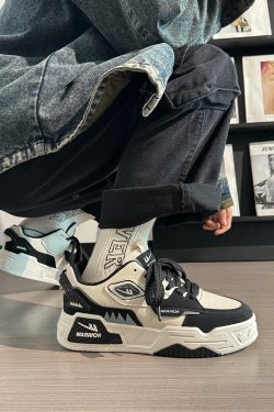Black and White Thick-Soled Men's Sneakers for Autumn - Trendy Korean Style Casual Shoes for Students