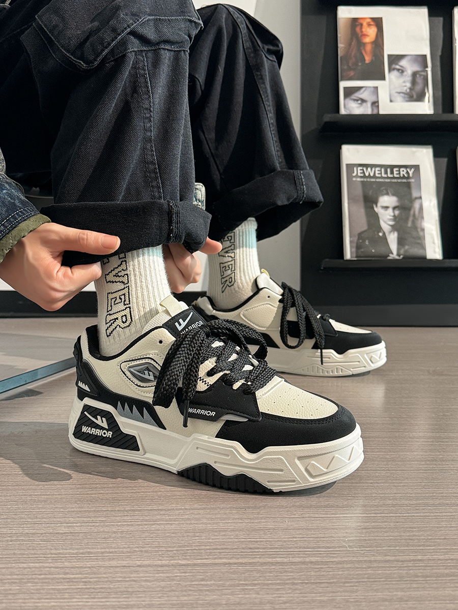 Black and White Thick-Soled Men's Sneakers for Autumn - Trendy Korean Style Casual Shoes for Students Black and White Thick-Soled Men's Sneakers for Autumn - Trendy Korean Style Casual Shoes for Students