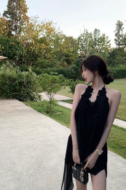 Black Backless Halter Neck Chiffon Dress with Lace - Summer Nanyang Dream Style, Short Skirt, Perfect for 90s and Y2K Fashion