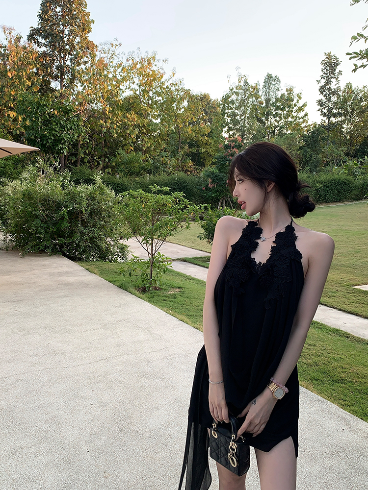 Black Backless Halter Neck Chiffon Dress with Lace - Summer Nanyang Dream Style, Short Skirt, Perfect for 90s and Y2K Fashion Black Backless Halter Neck Chiffon Dress with Lace - Summer Nanyang Dream Style, Short Skirt, Perfect for 90s and Y2K Fashion
