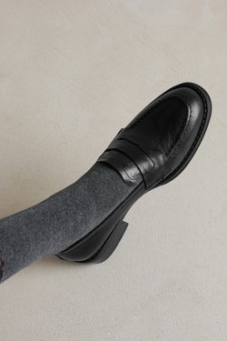 Black Chunky Heel Mid-Heel Loafers for Women - Sheepskin Round-Toe Leather Shoes - British Style Spring/Summer 2025 Fashion