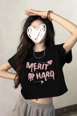 Black Cropped Short-Sleeve T-Shirt for Women - Youthful Summer Style for Petite Students and Big Kids, Cool and Trendy Fashion