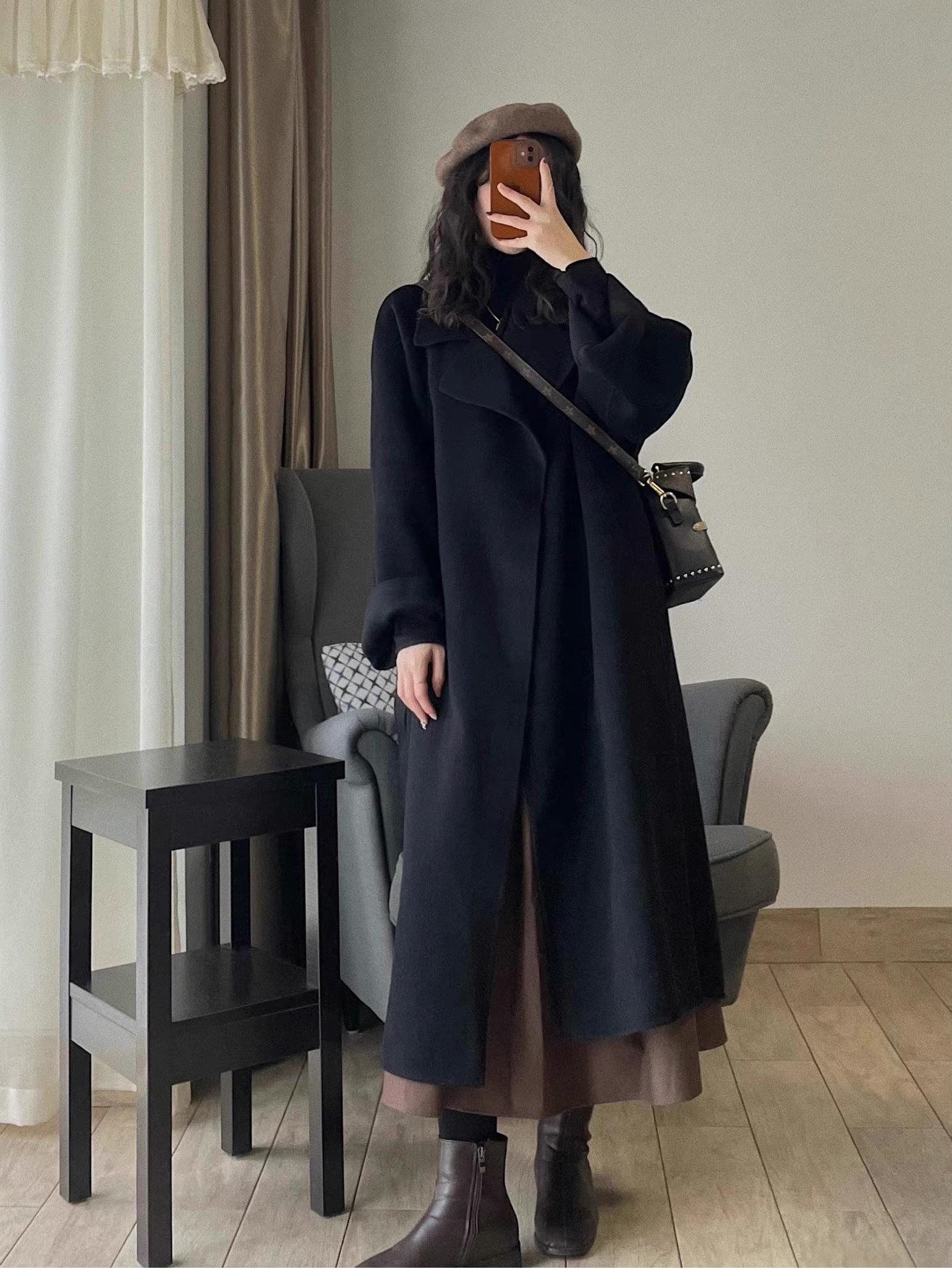 Black Double-Sided Cashmere Coat for Women - 2024 Winter Woolen Mid-Length in Korean Style for Petite Fits Black Double-Sided Cashmere Coat for Women - 2024 Winter Woolen Mid-Length in Korean Style for Petite Fits