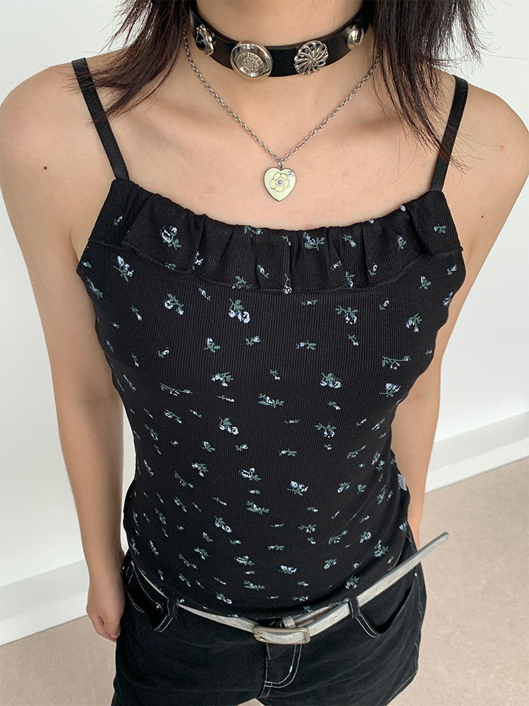 Black Floral Ruffled Strap Tank Top - Casual Fitted Vest for Summer 2024, Perfect for Y2K and 90s Style Fashion Black Floral Ruffled Strap Tank Top - Casual Fitted Vest for Summer 2024, Perfect for Y2K and 90s Style Fashion