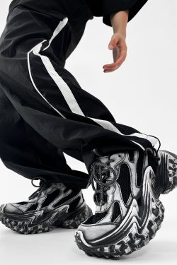 Black Knight Dad Shoes for Men & Women - Trendy Vintage Thick-Soled Height-Increasing Sports Shoes in Paris Street Style