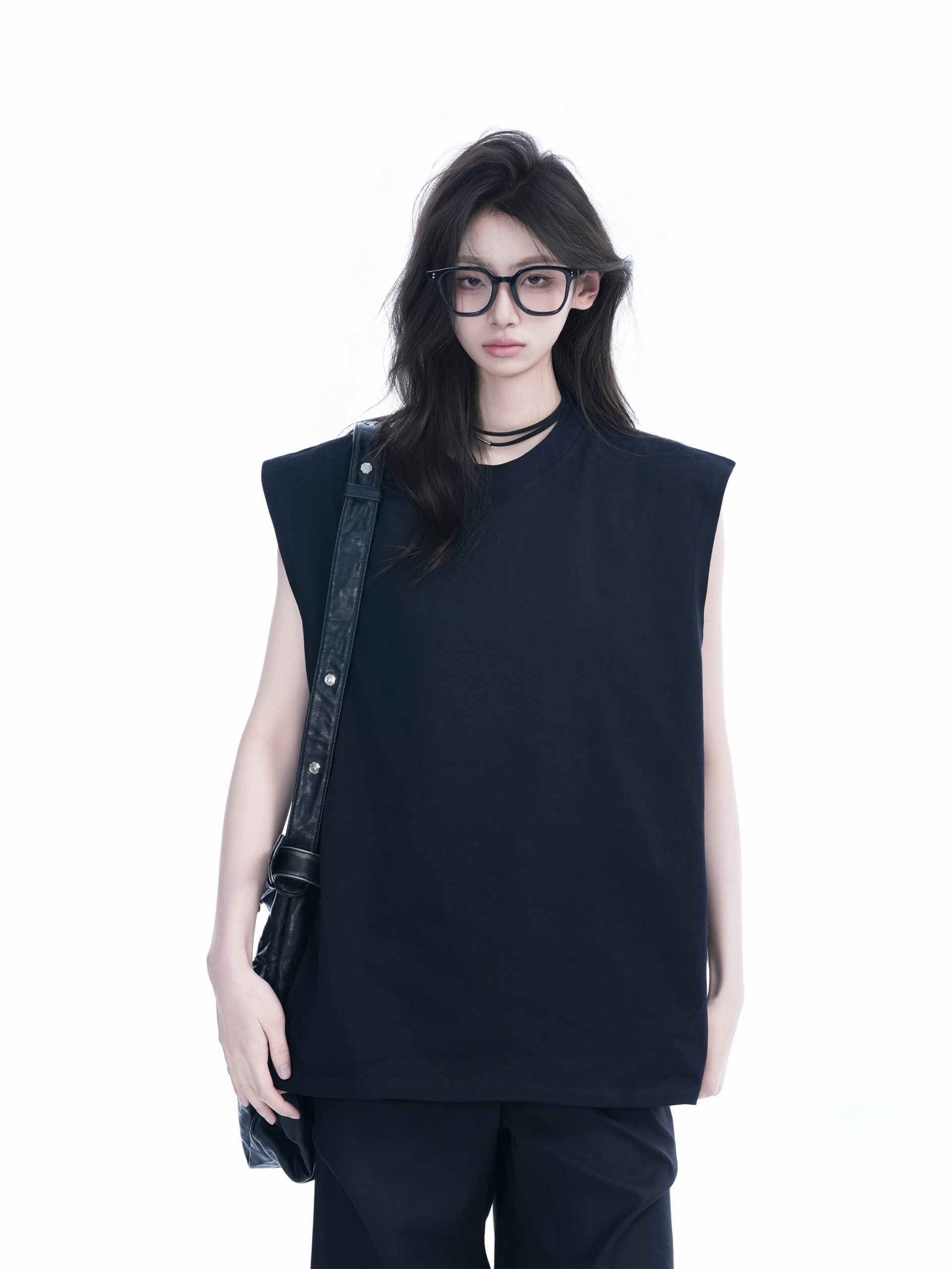 Black Oversized Sleeveless Tank Top for Women - Casual American Style with 'Sit and Eat Until the Mountains Are Empty' Graphic Black Oversized Sleeveless Tank Top for Women - Casual American Style with 'Sit and Eat Until the Mountains Are Empty' Graphic