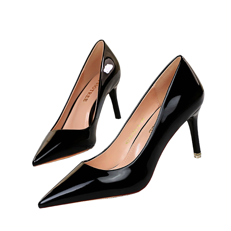 Black Patent Leather High Heels for Women - Sexy Pointed Toe, Thin Heels, Elegant Slip-On Design, Versatile Fashion for Any Occasion Black Patent Leather High Heels for Women - Sexy Pointed Toe, Thin Heels, Elegant Slip-On Design, Versatile Fashion for Any Occasion
