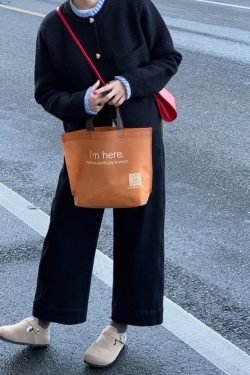 Black Plus-Size Petite Women's Nine-Point Straight-Leg Jeans for Pear-Shaped Figures, Loose-Fitting Design for Thick Thighs and Wide Hips