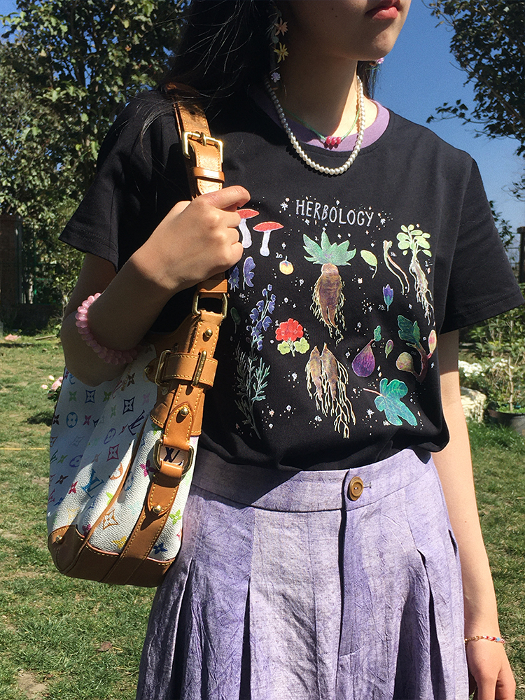 Black Retro Shoulder T-Shirt for Women - Vintage All Things and Songs Summer Loose Fit Short Sleeve Top, 90s Inspired Style Black Retro Shoulder T-Shirt for Women - Vintage All Things and Songs Summer Loose Fit Short Sleeve Top, 90s Inspired Style