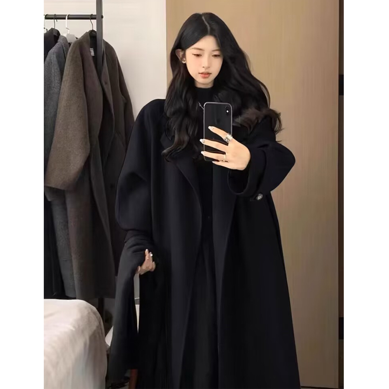 Black Reversible Cashmere Coat for Women, Mid-Length Woolen Outerwear, Chic Autumn/Winter 2024 Style for Petite Sizes Black Reversible Cashmere Coat for Women, Mid-Length Woolen Outerwear, Chic Autumn/Winter 2024 Style for Petite Sizes