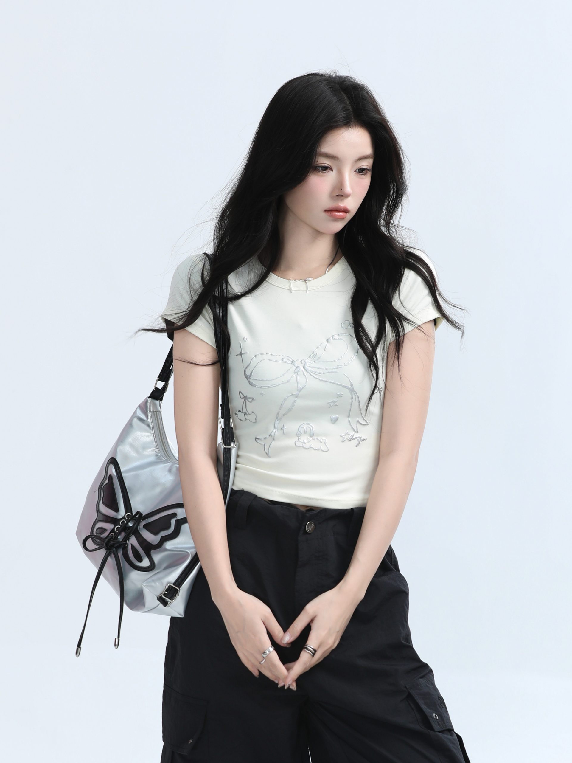 Black Short-Sleeve T-Shirt for Women - American Retro Style with Bow Design - Slim Fit Summer Top for Spicy Girls Black Short-Sleeve T-Shirt for Women - American Retro Style with Bow Design - Slim Fit Summer Top for Spicy Girls