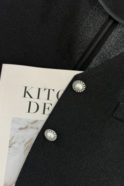 Black Short-Sleeved Blazer for Women, Summer Thin Chanel-Style Jacket, 2025 Y2K Inspired Elegant Outerwear