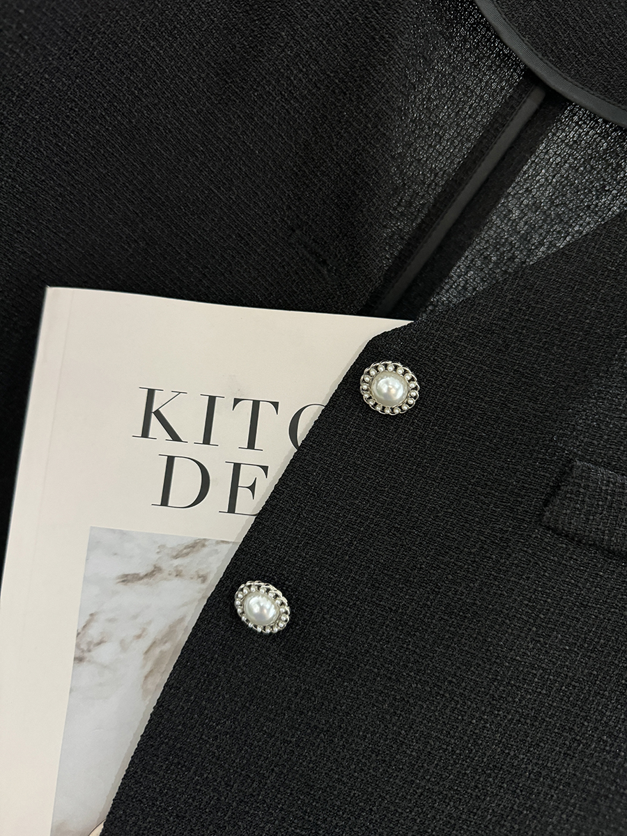 Black Short-Sleeved Blazer for Women, Summer Thin Chanel-Style Jacket, 2025 Y2K Inspired Elegant Outerwear Black Short-Sleeved Blazer for Women, Summer Thin Chanel-Style Jacket, 2025 Y2K Inspired Elegant Outerwear