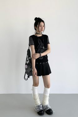 Black Star-Shaped Rivet Pleated Midi Skirt with Layered Design and Versatile Black Strap - Y2K Fashion Essential