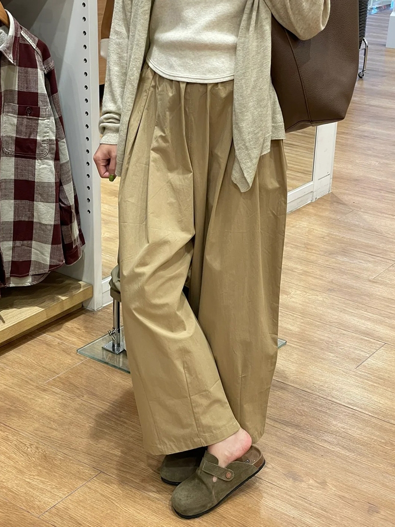 Black Women's Plus Size Summer Balloon Pants, Casual Loose Wide-Leg High-Waisted 90s Style Nine-Point Trousers Black Women's Plus Size Summer Balloon Pants, Casual Loose Wide-Leg High-Waisted 90s Style Nine-Point Trousers