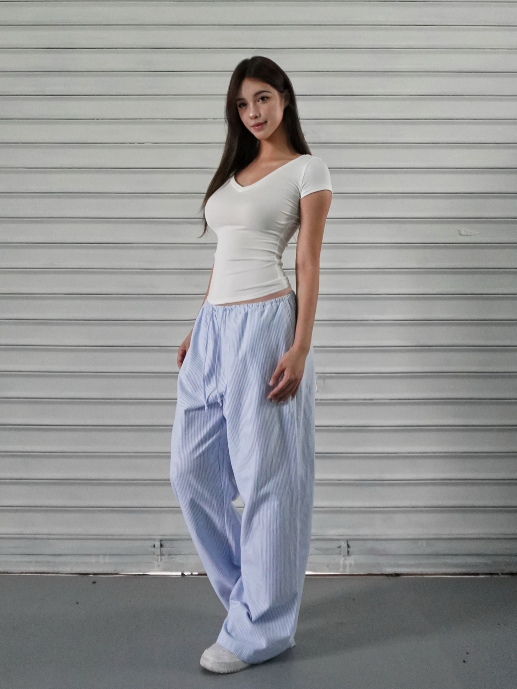 Blue and White Striped Wide-Leg Casual Drawstring Long Pants for Effortless Y2K Style Blue and White Striped Wide-Leg Casual Drawstring Long Pants for Effortless Y2K Style